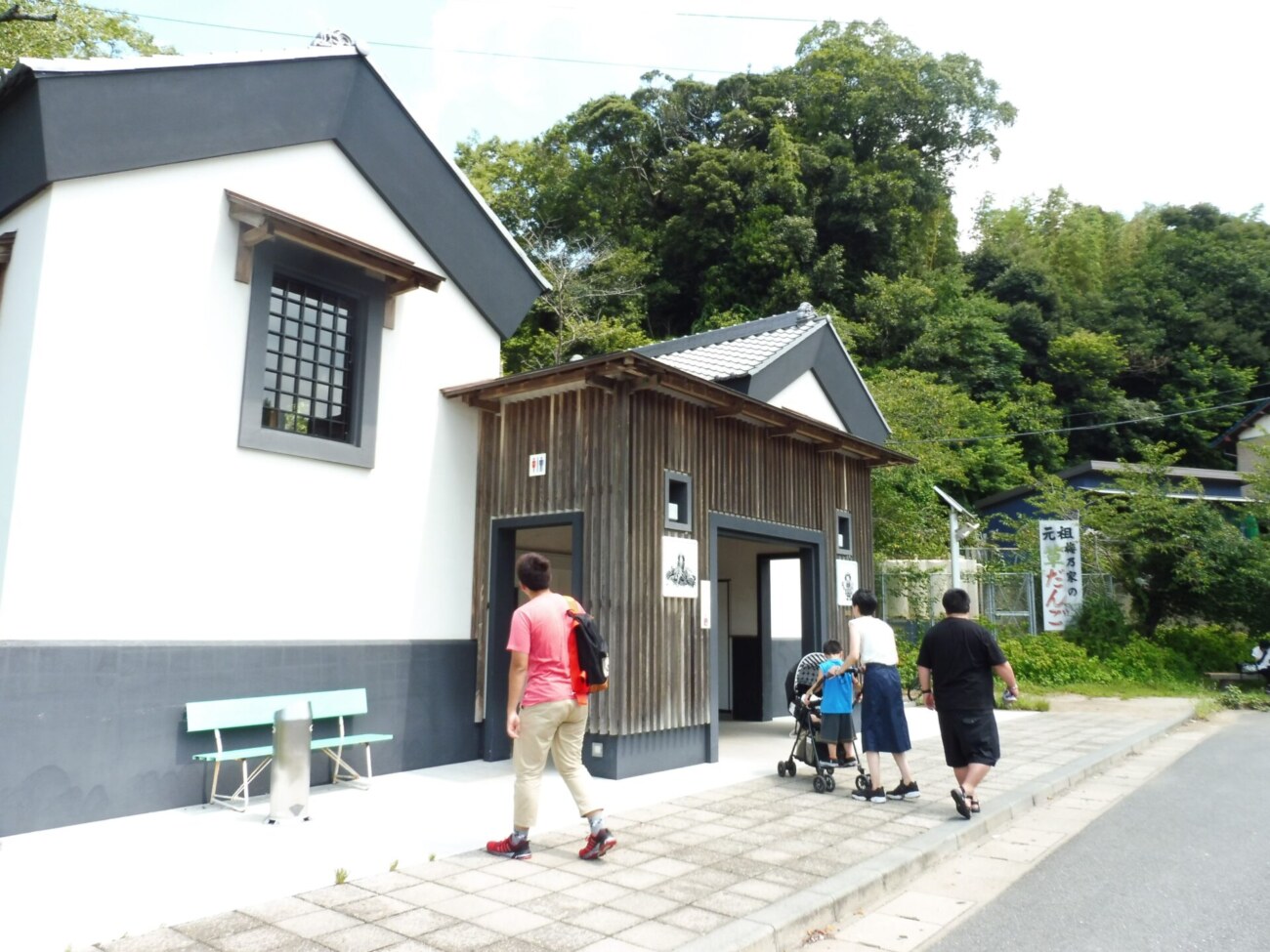 香取神社前のトイレ