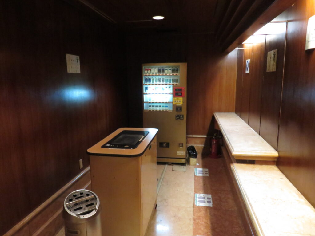 横浜グランドインターコンチネンタルホテルの喫煙所